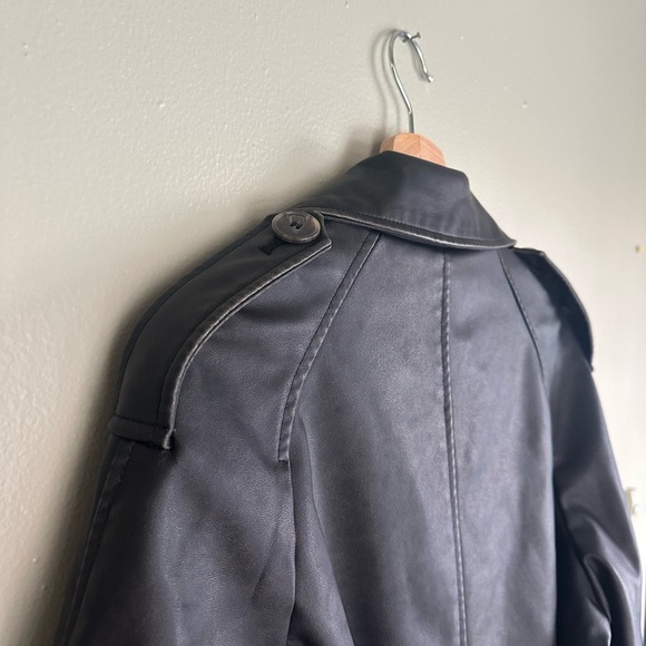 Zara Elegant Black Trench Coat - Picture 5 of 6